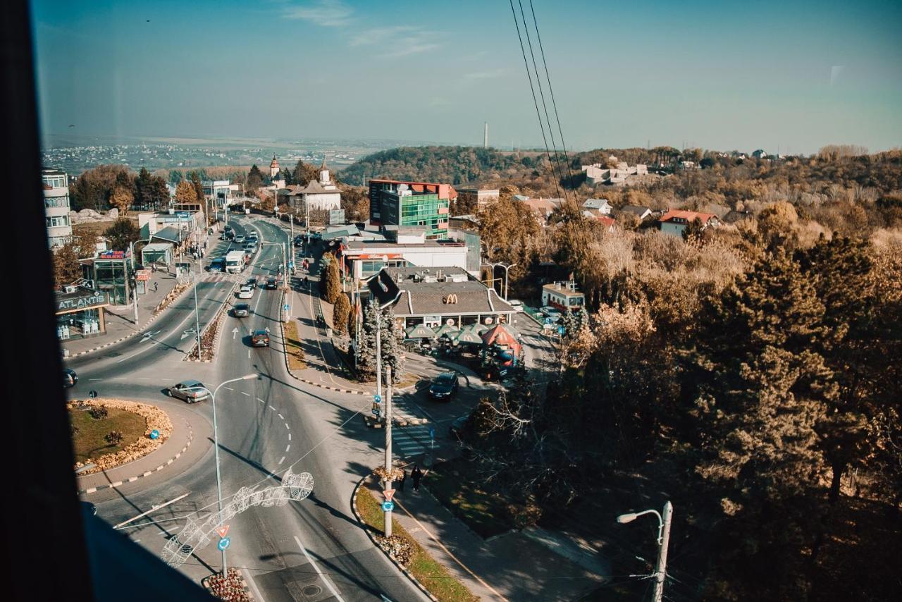 Splendid View Apartment Suceava Luaran gambar